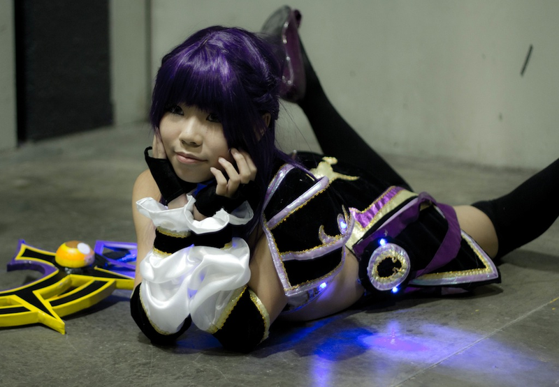 Illustration for article titled The Cosplayers and Booth Companions of the 2011 Asia Game Show
